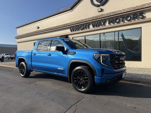 Used 2024 GMC Sierra 1500 Elevation AWD/4WD image 1