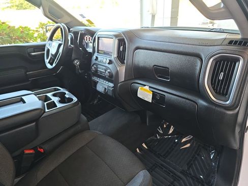 Certified 2019 Chevrolet Silverado 1500 LT image 29