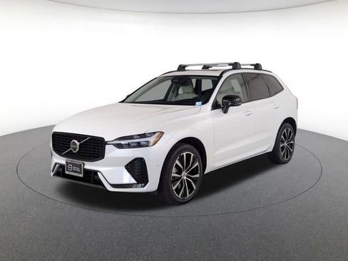 Certified 2023 Volvo XC60 B6 Ultimate w/ Climate Package AWD/4WD image 1