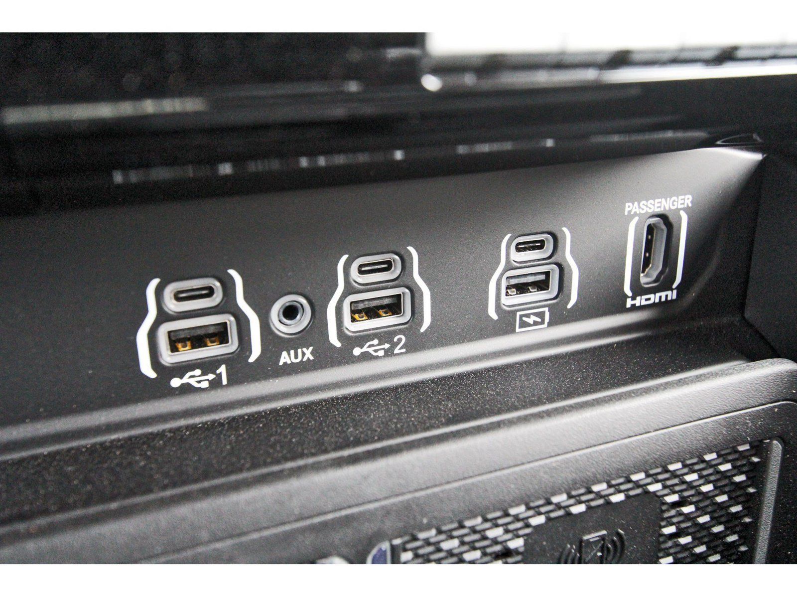 New 2026 RAM 2500 Limited AWD/4WD image 22