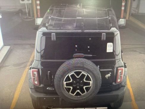 Used 2025 Ford Bronco Outer Banks image 17