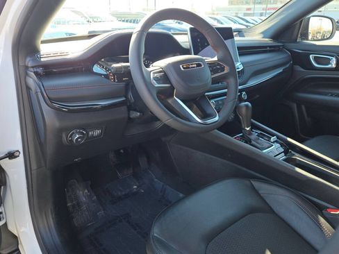 Certified 2025 Jeep Compass Trailhawk AWD/4WD image 26