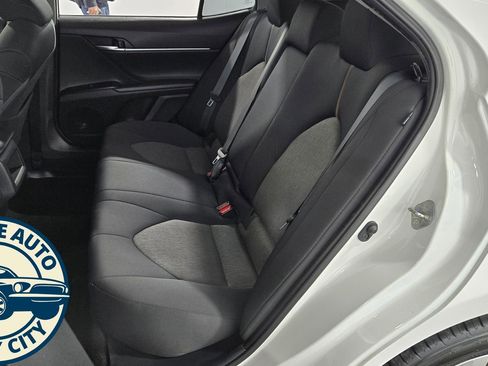 Used 2020 Toyota Camry LE FWD image 25