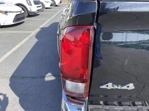 Used 2017 Toyota Tacoma SR5 w/ Tow Package image 18