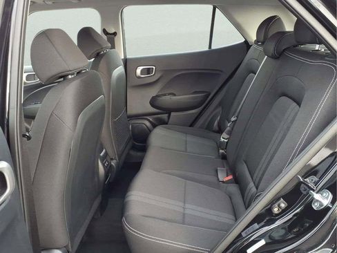 New 2026 Hyundai Venue SEL FWD image 11