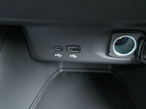 New 2026 Buick Envista Sport Touring w/ Convenience I Package FWD image 19