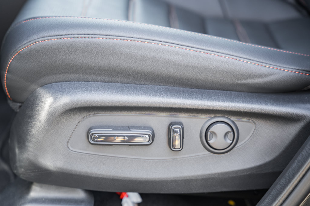 Certified 2026 Honda CR-V Sport Touring image 38