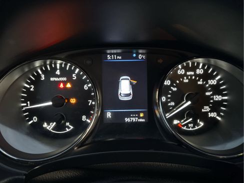 Used 2018 Nissan Rogue S image 23