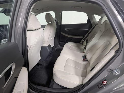 Used 2023 Hyundai Sonata SE FWD image 24