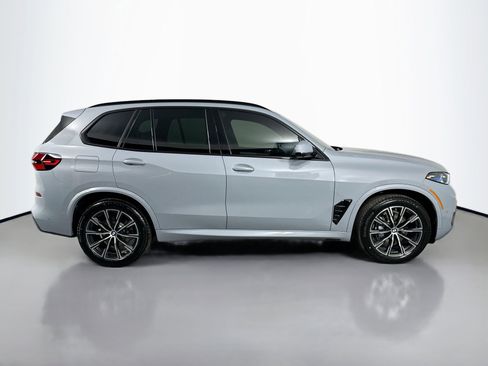 New 2026 BMW X5 xDrive40i w/ M Sport Package image 4