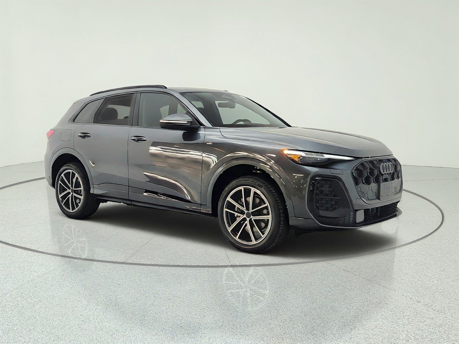 New 2026 Audi Q5 Premium Plus AWD/4WD image 3