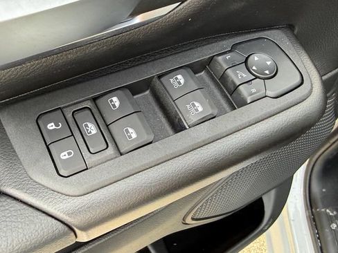 New 2026 RAM 1500 Big Horn w/ Night Edition AWD/4WD image 17