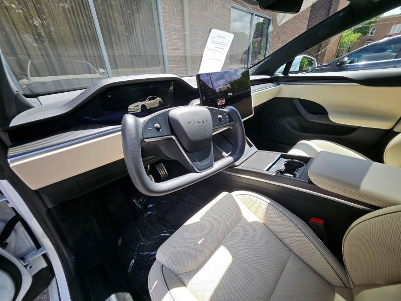 Used 2023 Tesla Model S Plaid AWD/4WD image 38