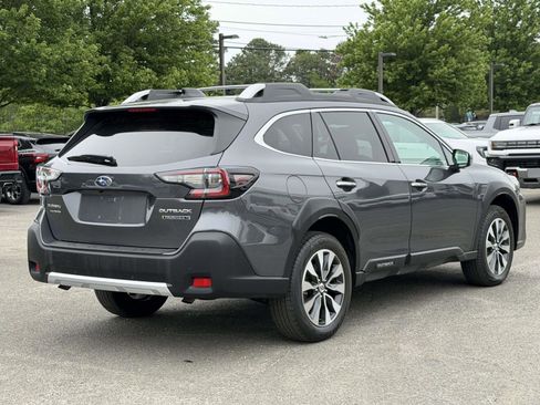 Used 2024 Subaru Outback Touring XT AWD/4WD image 5