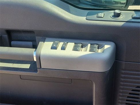 Used 2016 Ford F250 Lariat w/ Lariat Ultimate Package AWD/4WD image 22