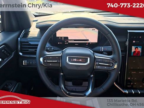 Used 2026 GMC Acadia AT4 w/ LPO, Floor Liner Package AWD/4WD image 7