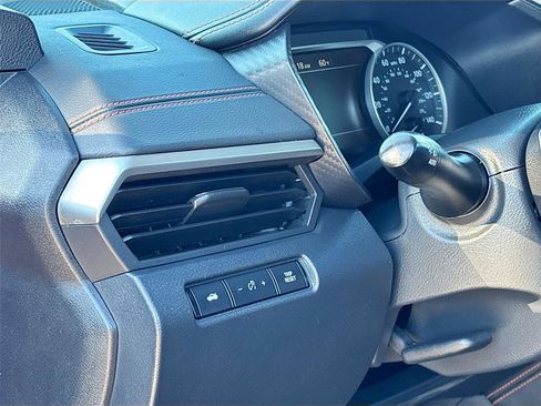 Used 2019 Nissan Altima 2.5 SR image 11