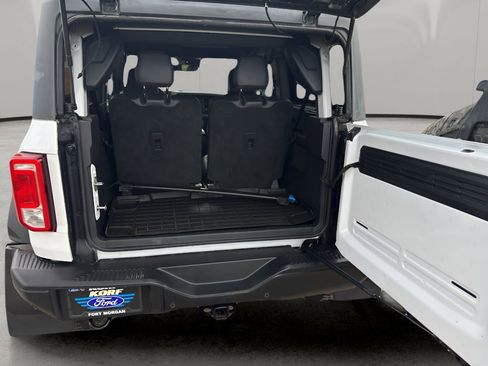 Used 2023 Ford Bronco Black Diamond w/ Sasquatch Package AWD/4WD image 12