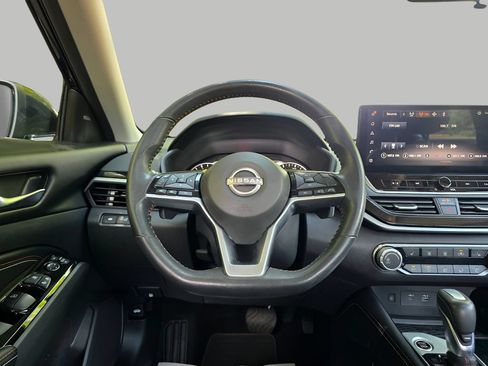 Used 2023 Nissan Altima 2.5 SR w/ SR Premium Package AWD/4WD image 20