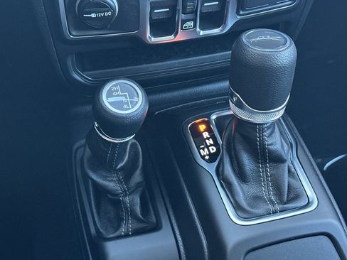 New 2026 Jeep Gladiator Sport image 17