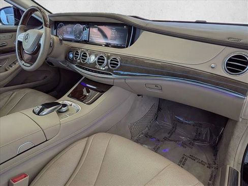 Used 2015 Mercedes-Benz S 550 Sedan image 21