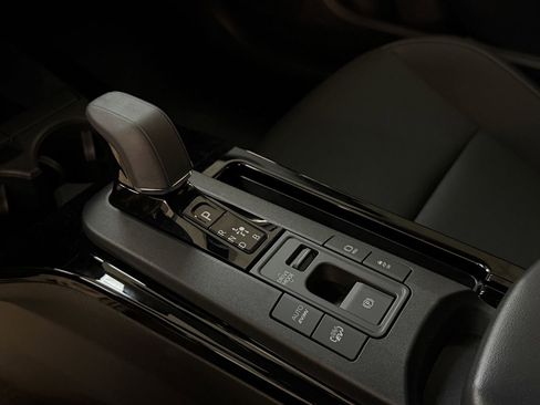 New 2026 Toyota Prius Plug-In Hybrid FWD image 15