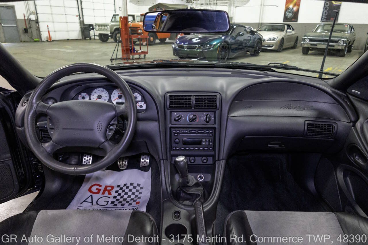 Used 2003 Ford Mustang Cobra RWD image 16
