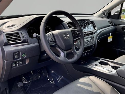 New 2026 Honda Ridgeline RTL image 16