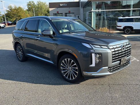 Used 2023 Hyundai Palisade Calligraphy AWD/4WD image 4