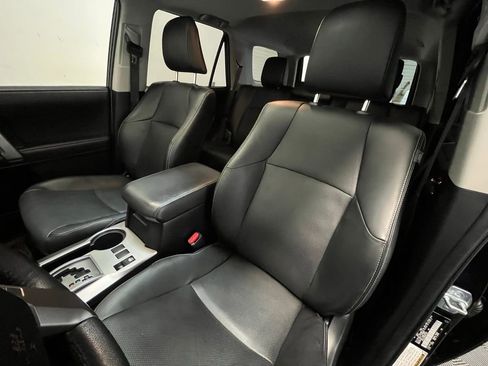 Used 2022 Toyota 4Runner Limited AWD/4WD image 11