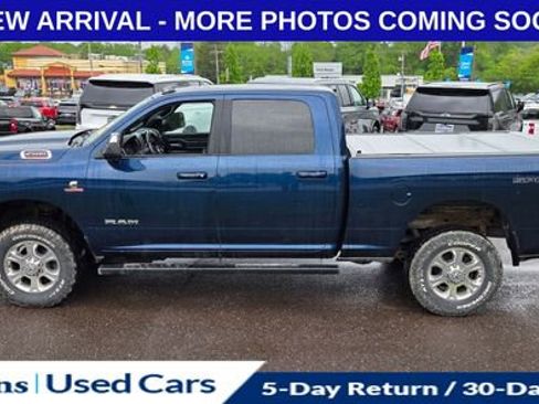 Used 2021 RAM 2500 Big Horn w/ Level 2 Equipment Group AWD/4WD image 4