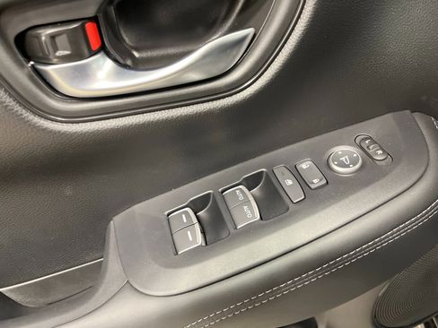 New 2026 Honda HR-V EX-L image 18
