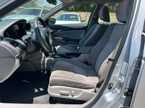 Used 2010 Honda Accord LX-P image 10