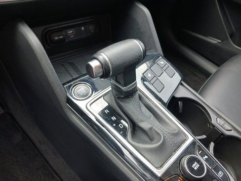 Used 2024 Kia Sportage EX image 31