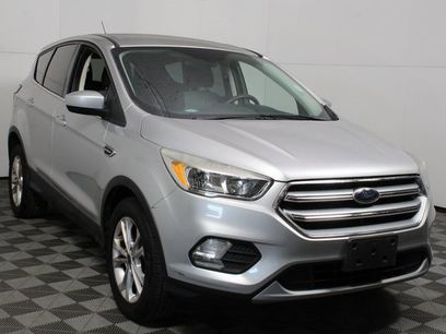 Used 2017 Ford Escape SE