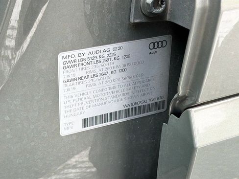 Used 2020 Audi Q3 2.0T Premium w/ Convenience Package image 44