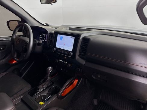 Used 2024 Nissan Frontier Pro-X w/ Technology Package image 35