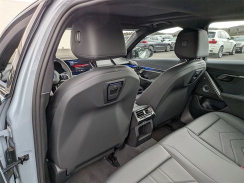 New 2025 BMW i5 M60 image 9