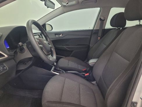 Used 2022 Hyundai Accent SEL FWD image 17