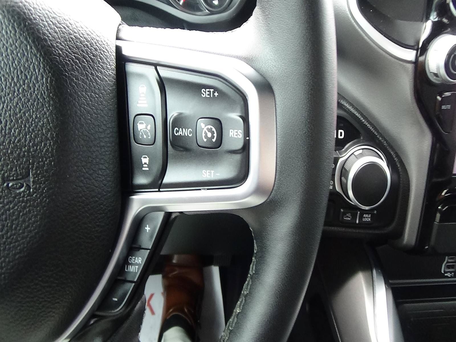 Used 2025 RAM 1500 Big Horn AWD/4WD image 30