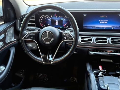 Used 2024 Mercedes-Benz GLS 450 4MATIC image 15