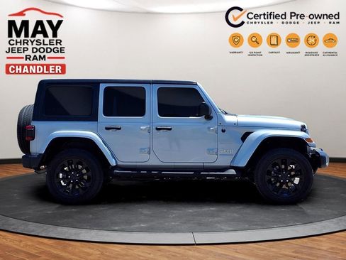 Used 2023 Jeep Wrangler Unlimited Sahara w/ Cold Weather Group AWD/4WD image 2