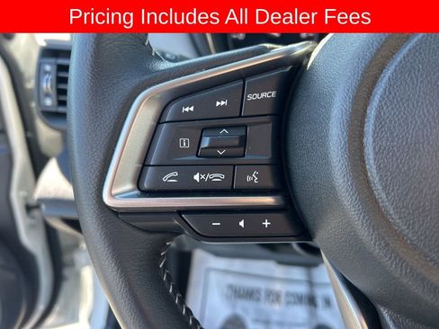 Used 2025 Subaru Outback Premium w/ Popular Package #1 AWD/4WD image 7