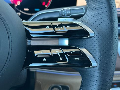 New 2026 Mercedes-Benz GLS 580 4MATIC image 29