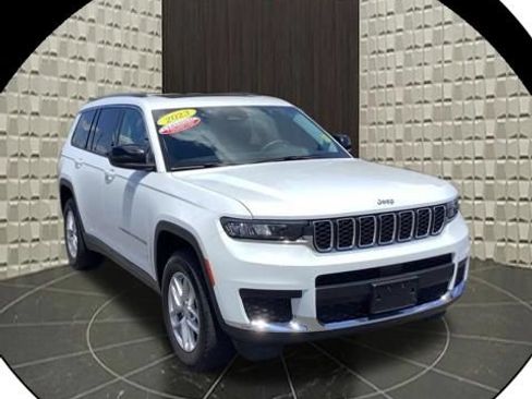Certified 2023 Jeep Grand Cherokee L Laredo w/ Luxury Tech Group I AWD/4WD image 1
