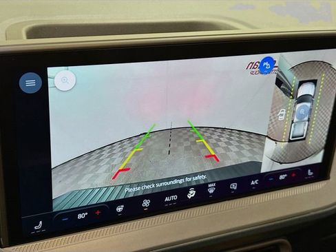 Used 2025 Ford Maverick Tremor image 14