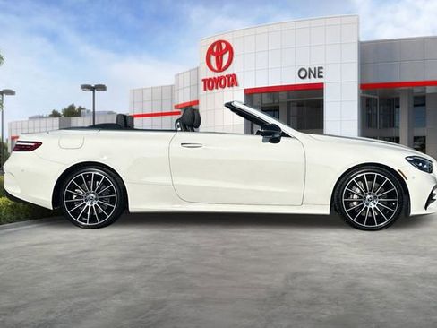 Used 2023 Mercedes-Benz E 450 Cabriolet image 3