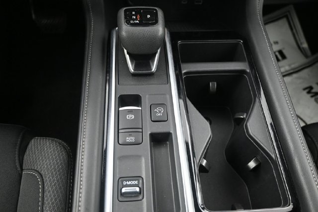 Certified 2025 Nissan Pathfinder SV FWD image 21