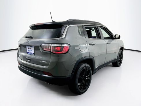 Used 2022 Jeep Compass Limited AWD/4WD image 5