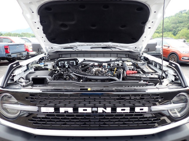 Certified 2023 Ford Bronco Wildtrak AWD/4WD image 16